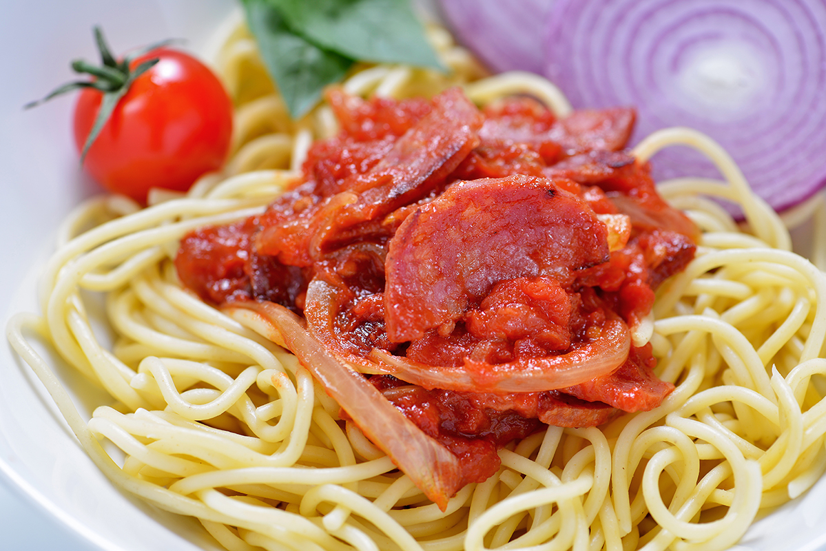 Spaghettis au saucisson sec